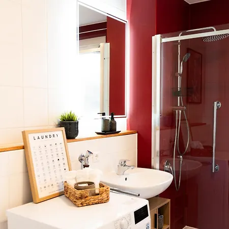 Lubu Stay Central, Cozy, With Workspace And Parking Людвигсбург Экстерьер фото